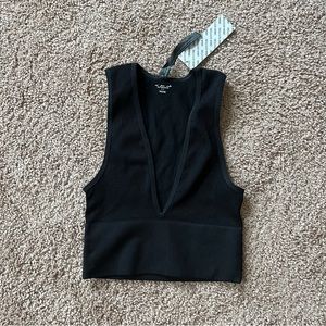 UO Hailey Seamless Plunge Bra Top